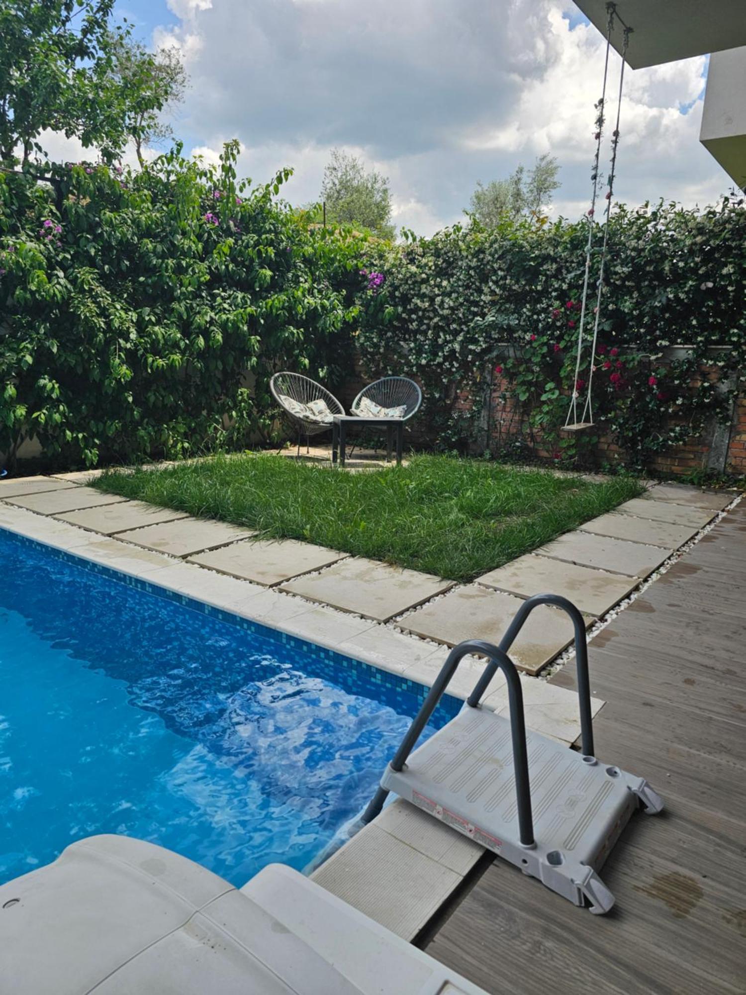 Stylish Two Bedroom House With Private Pool Tirana Exterior photo